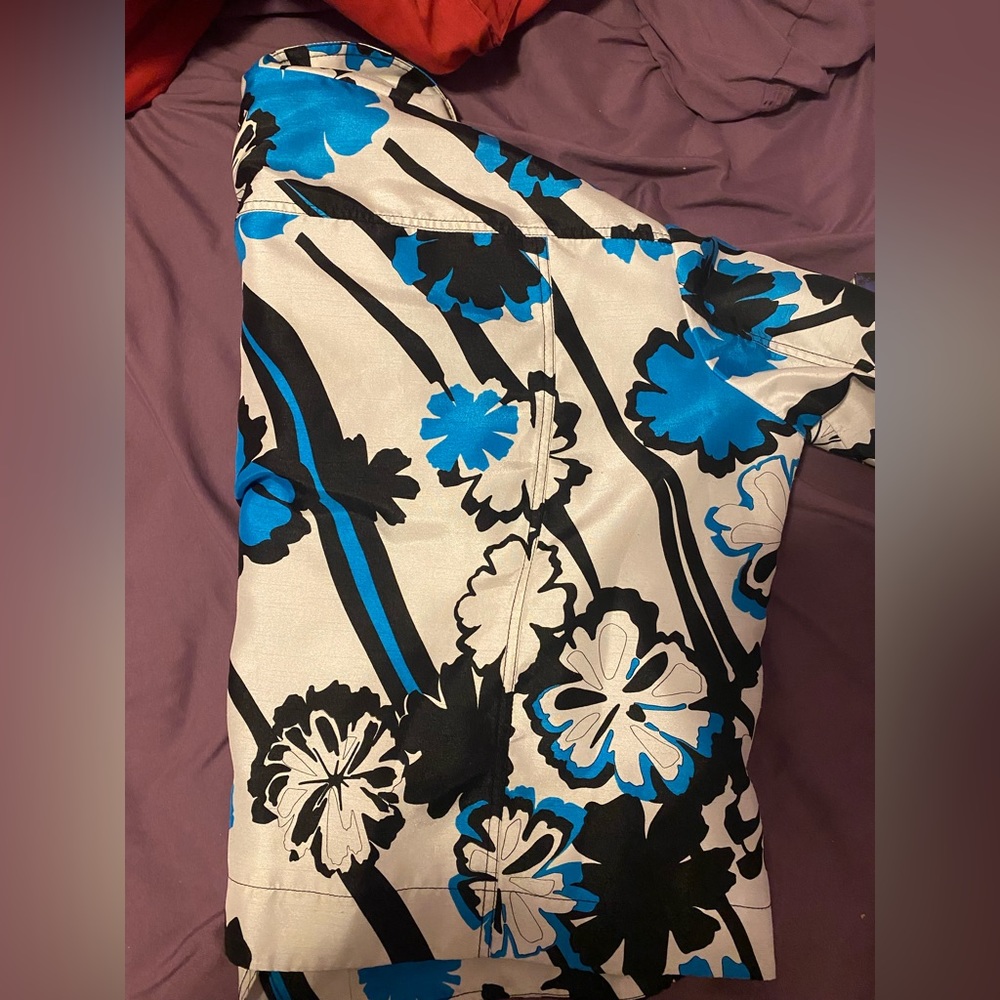 TanJay Floral Jacket - Picture 3 of 4